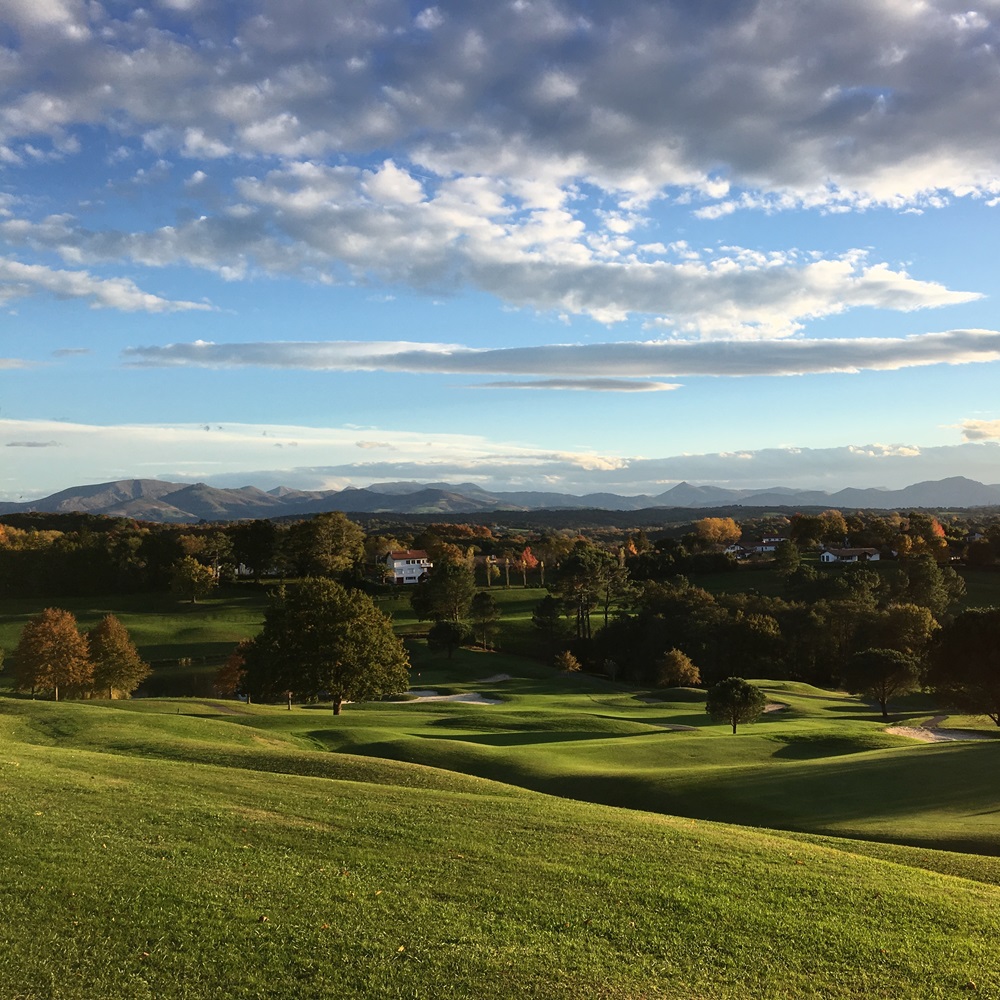 Paysage-golf-paysbasque-pyrennees