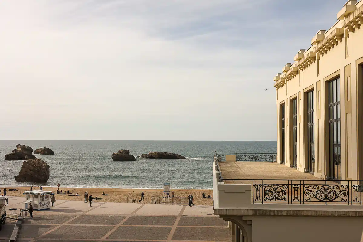 vu de la Grande plage à coté du casino de Biarritz