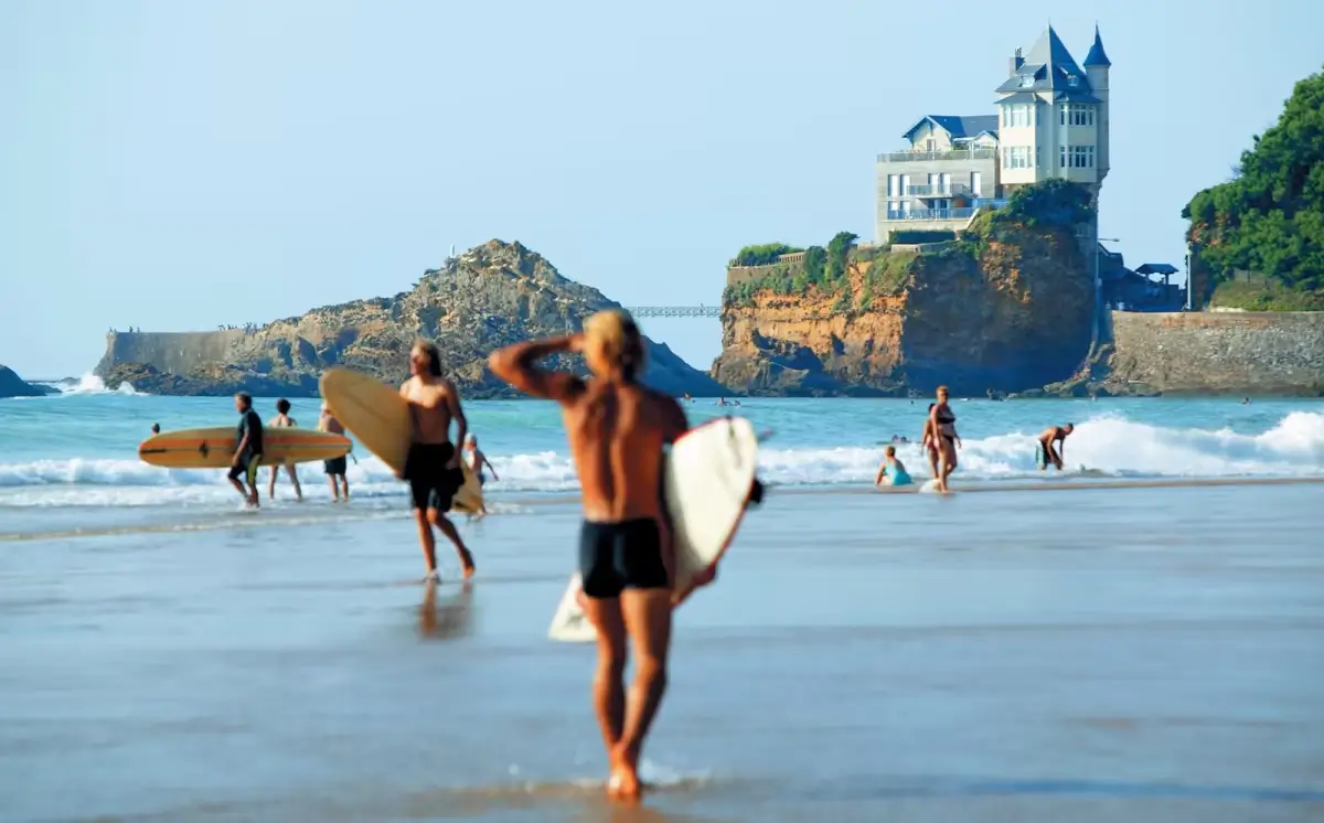 surfeurs côte des basque